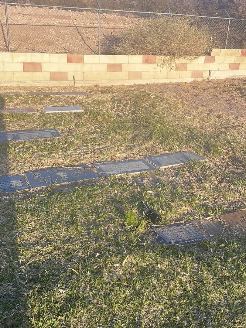 Maria Nasin's grave. Photo 1