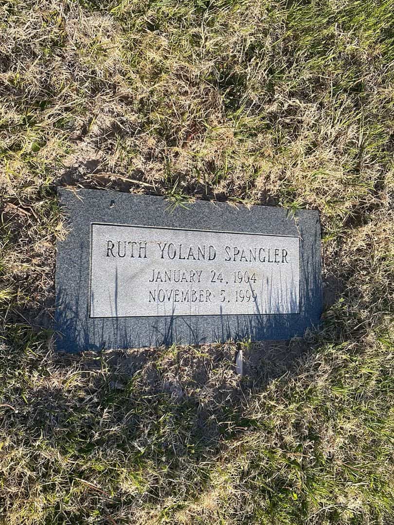 Ruth Yoland Spangler's grave. Photo 2