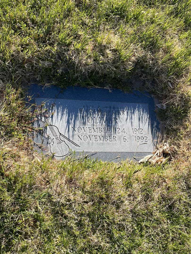 Carl Elmer Oliver's grave. Photo 2