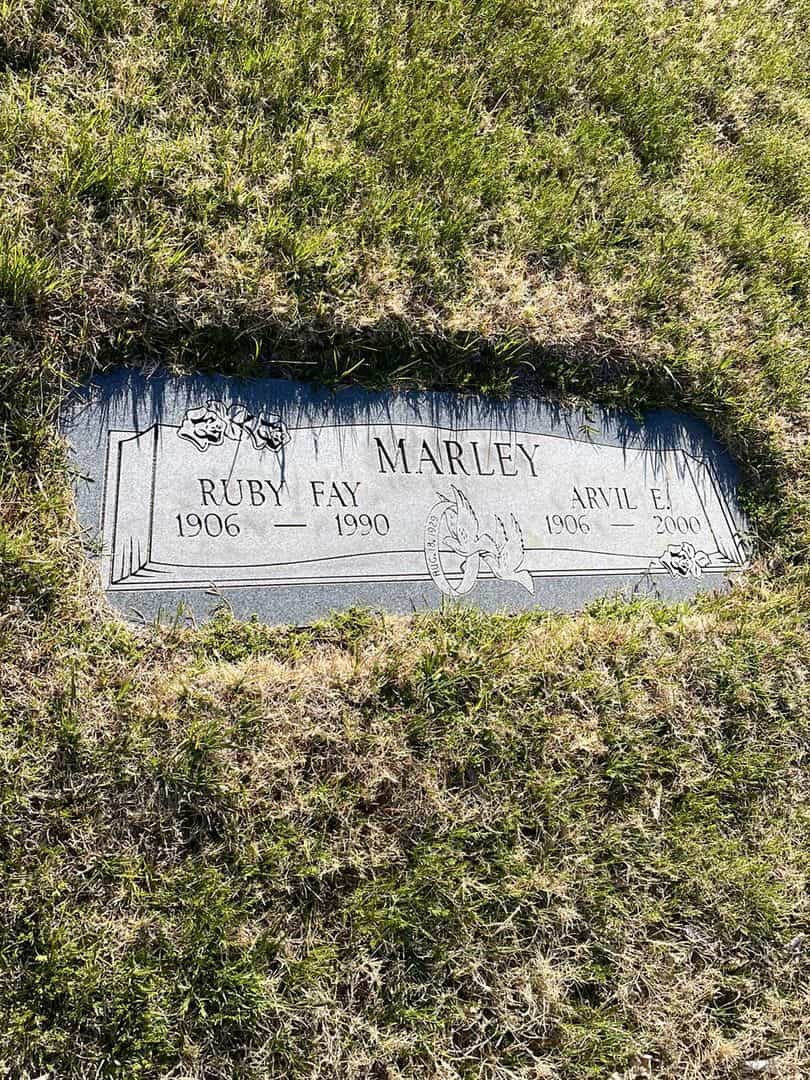 Ruby Fay Marley's grave. Photo 2