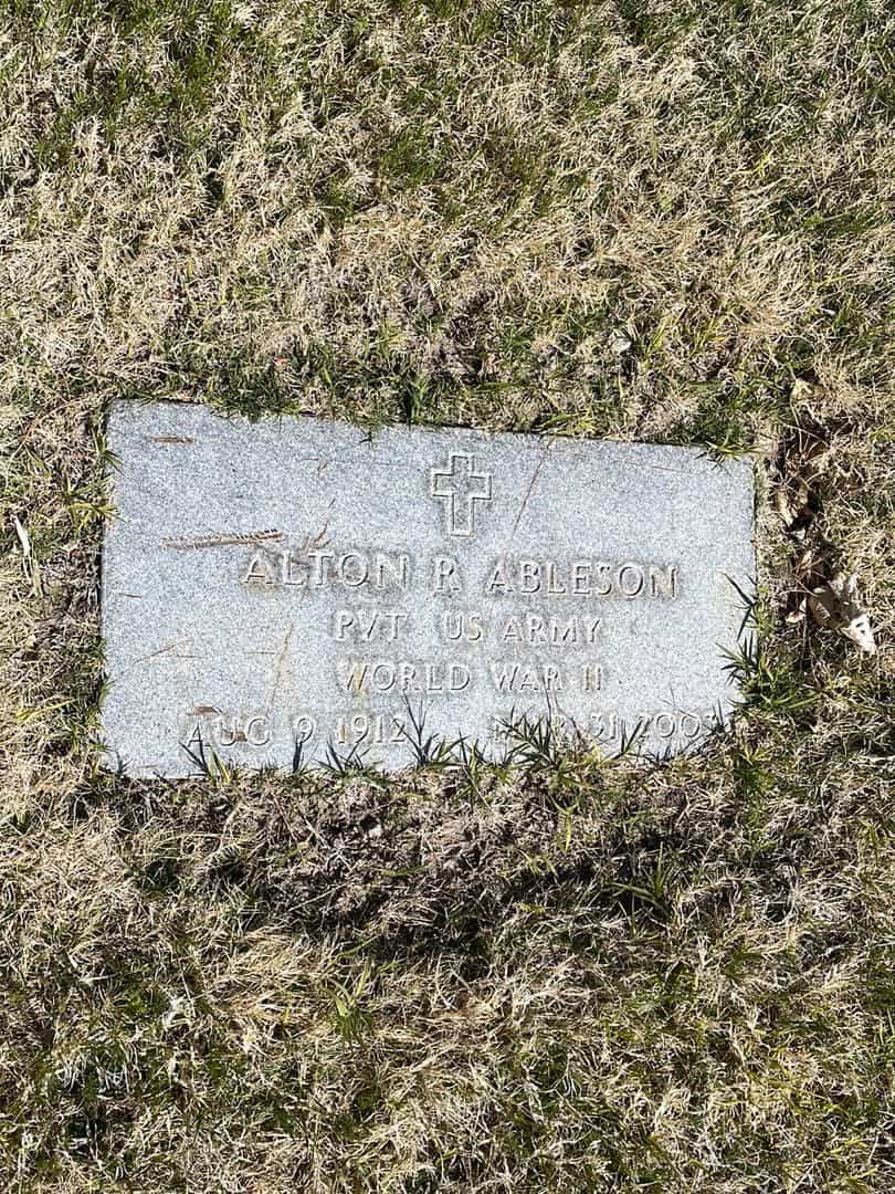 Alton R. Ableson's grave. Photo 1