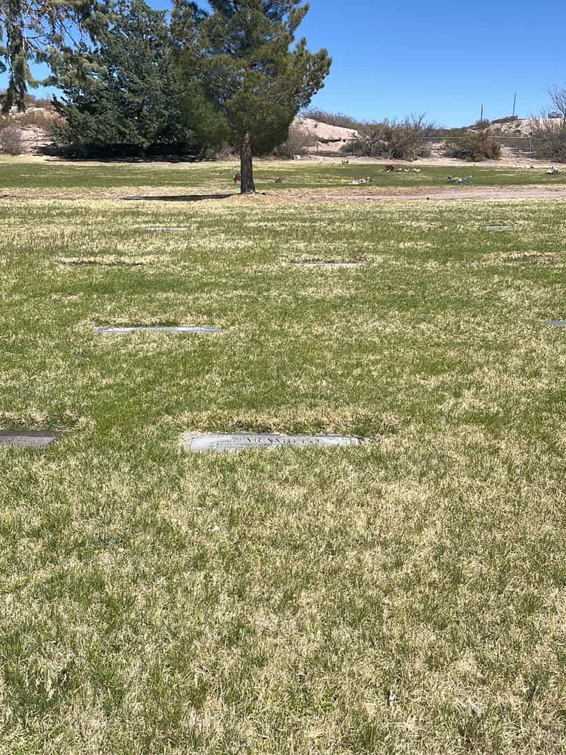 Albert S. Jaramillo's grave. Photo 1