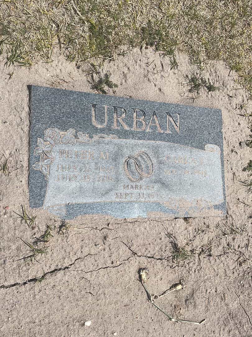 Carla J. Urban's grave. Photo 2