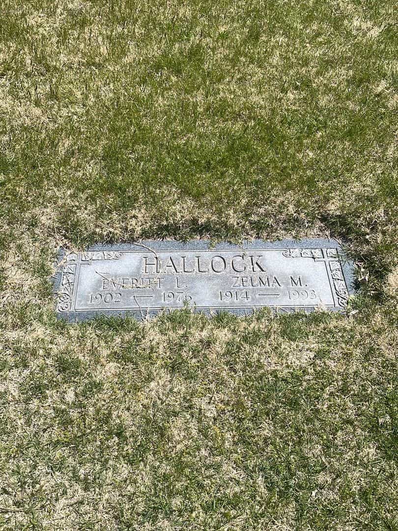 Everitt L. Hallock's grave. Photo 2