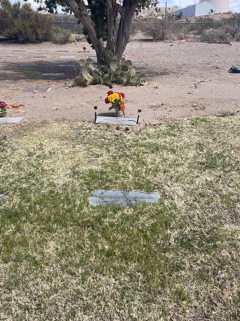 William Harold Rearick's grave. Photo 2