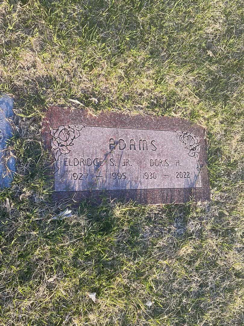 Doris H. Adams's grave. Photo 2