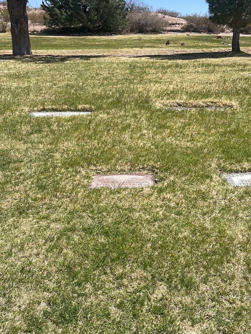 Mary Catherine Edgar's grave. Photo 1