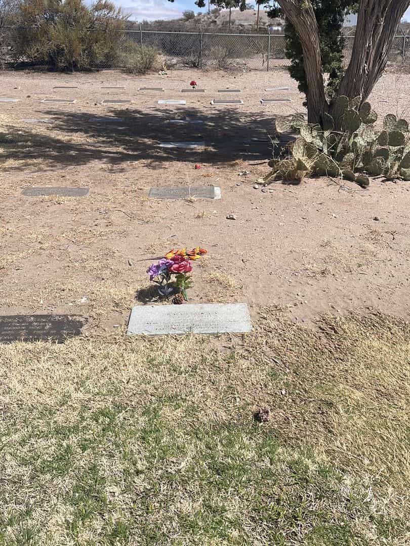 Rafael B. Baca's grave. Photo 2