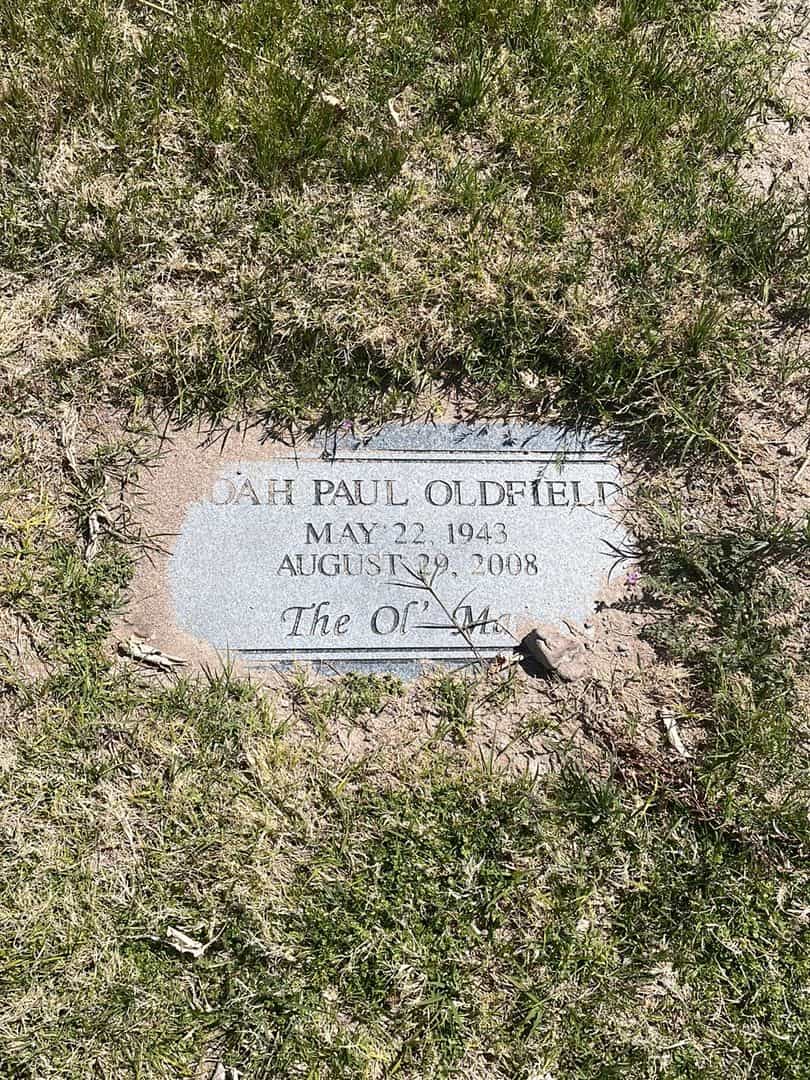 Noah Paul Oldfield's grave. Photo 2