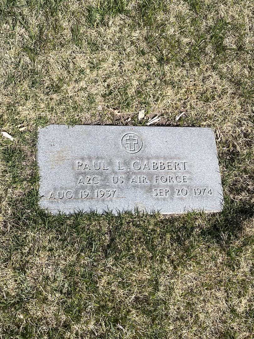 Paul Leon Gabbert's grave. Photo 2