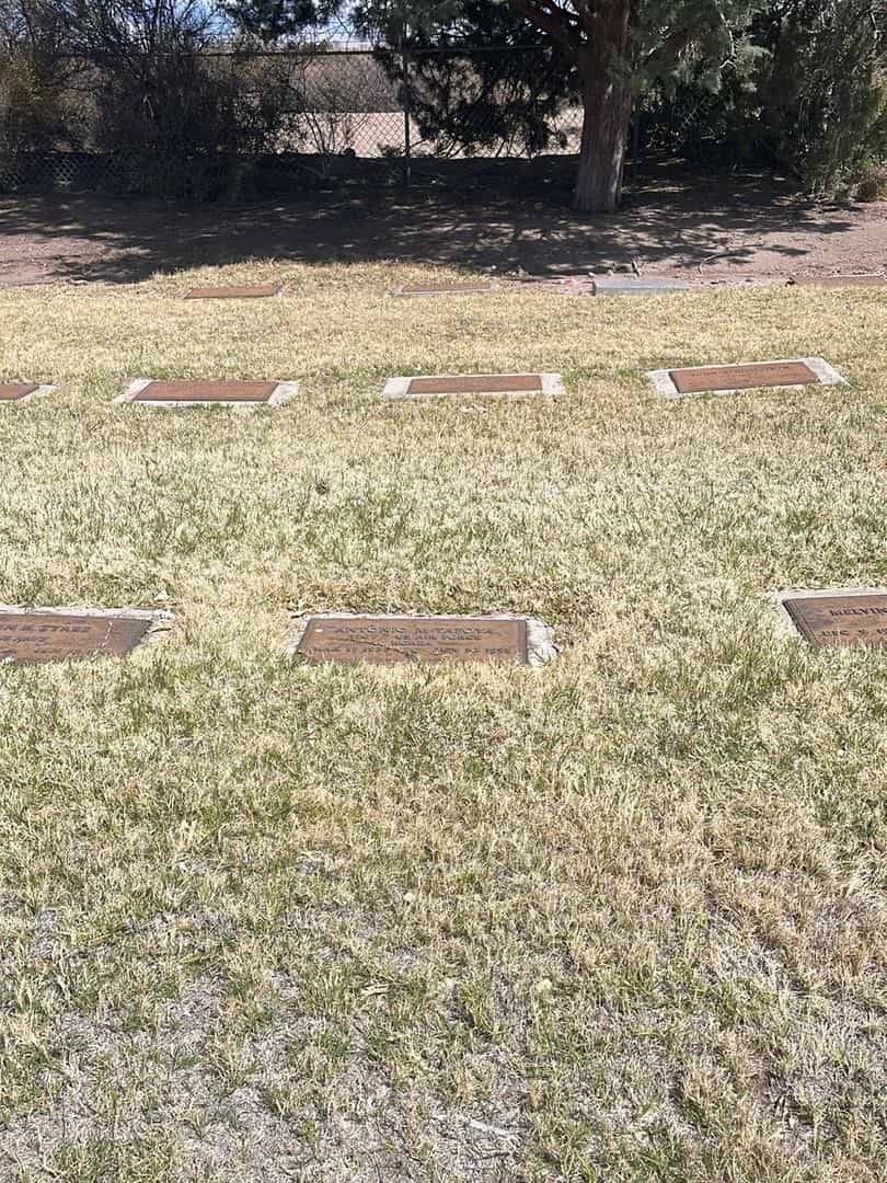 Antonio M. Tafoya's grave. Photo 2