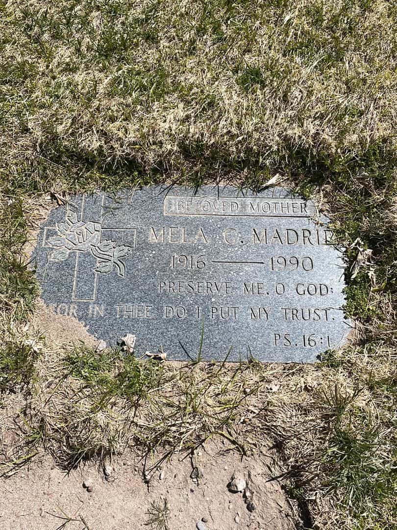 Mela C. Madrid's grave. Photo 2