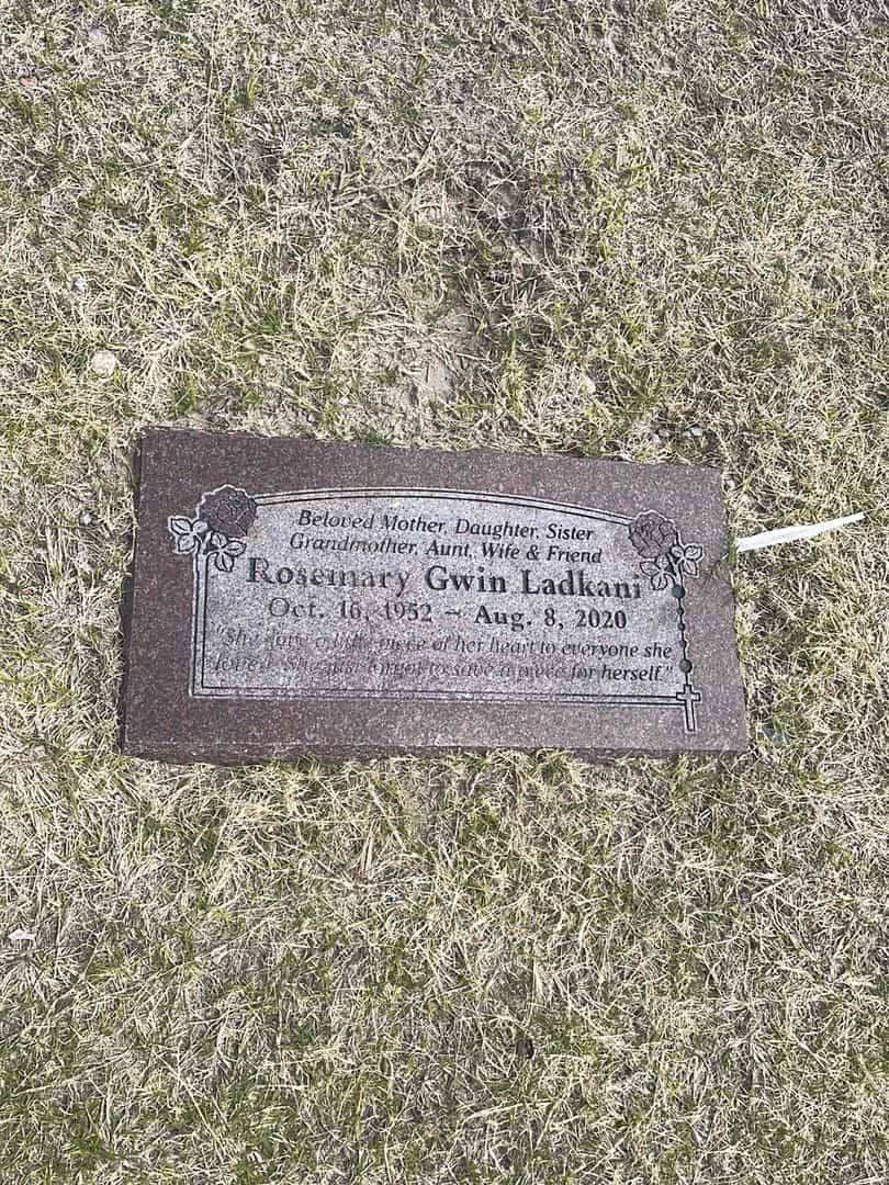 Rosemary Gwin Ladkani's grave. Photo 2