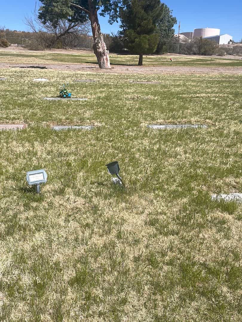 Charles VanOrman's grave. Photo 1