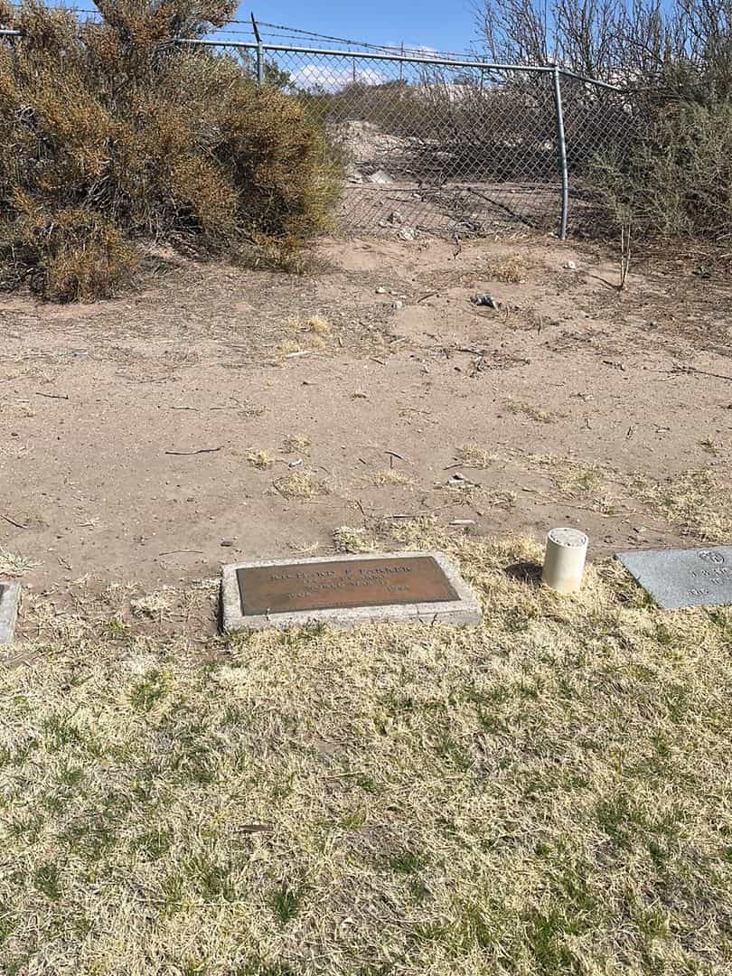 Richard P. Parker's grave. Photo 2