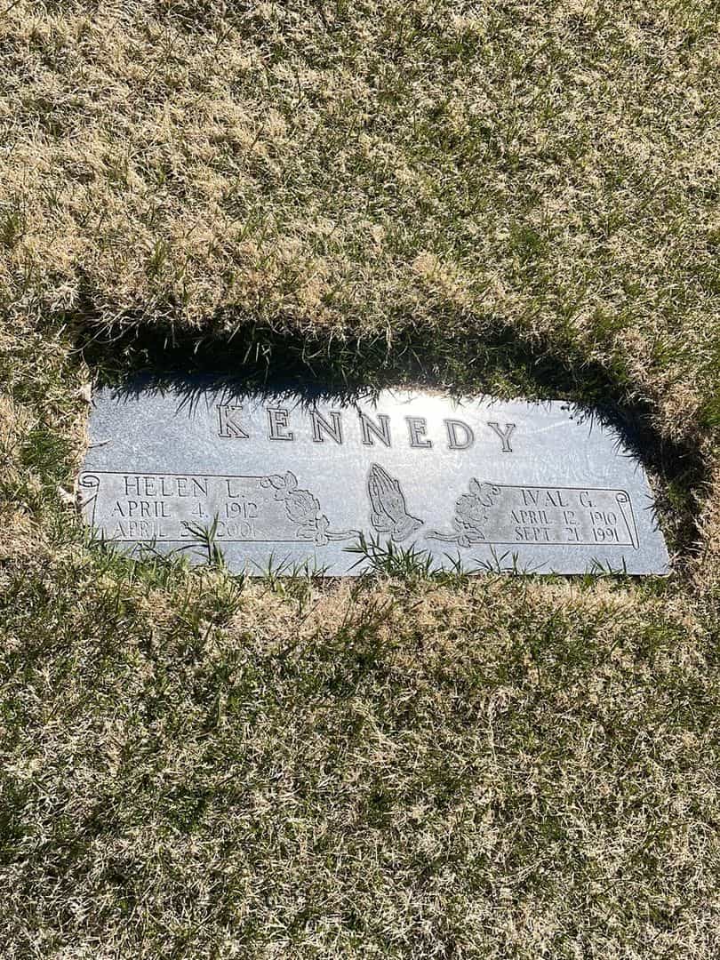 Helen L. Kennedy's grave. Photo 2