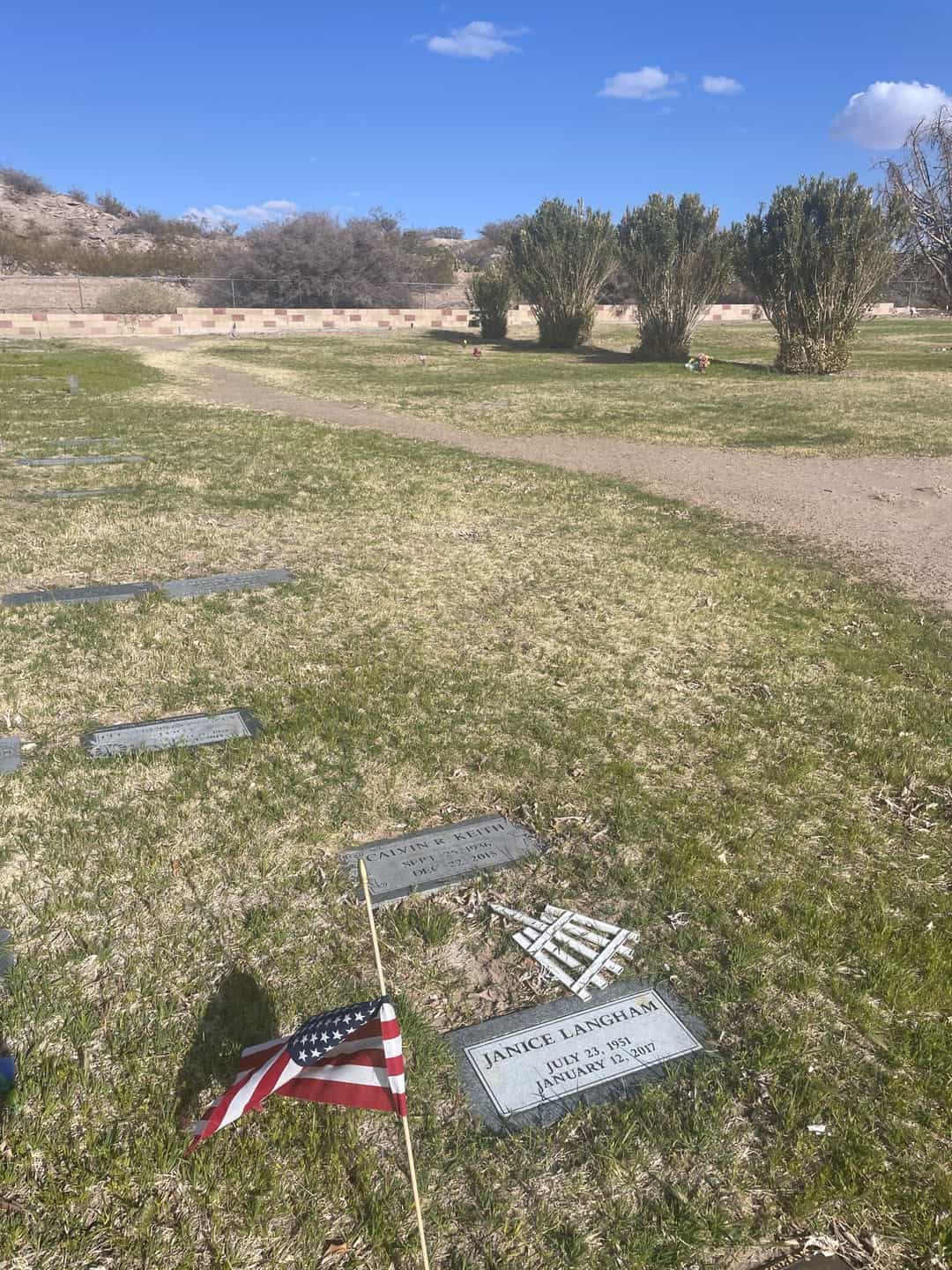 Calvin R. Keith's grave. Photo 1