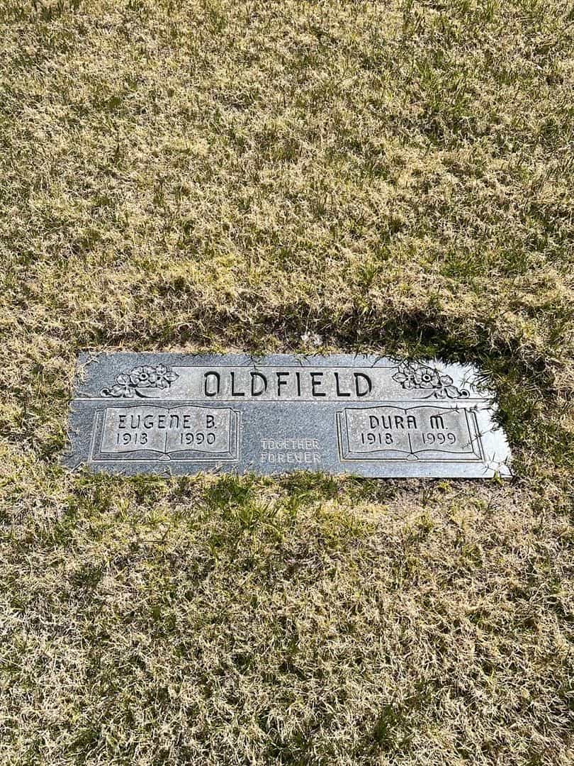 Eugene B. Oldfield's grave. Photo 2