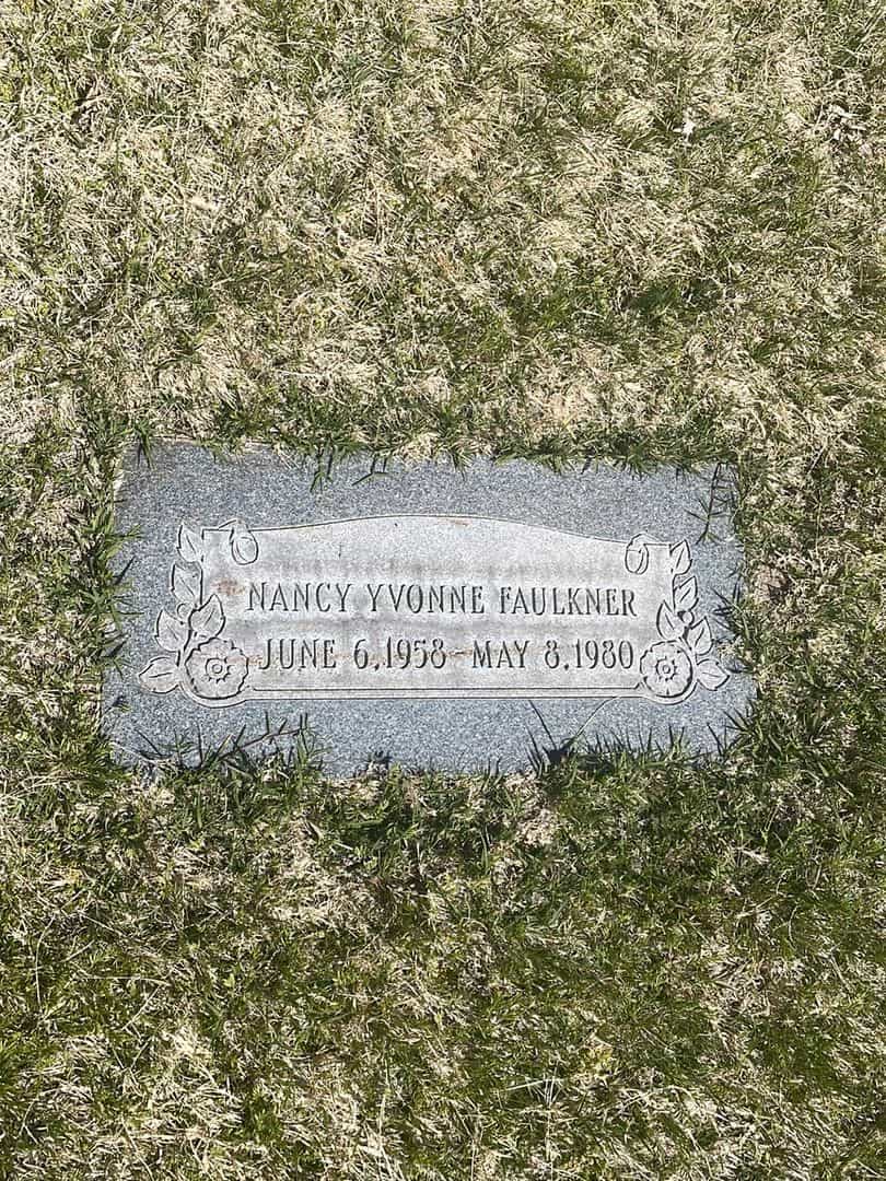 Nancy Yvonne Faulkner's grave. Photo 2