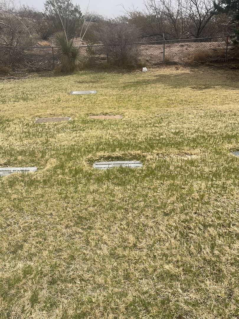 Gordon Edward Lakso's grave. Photo 2